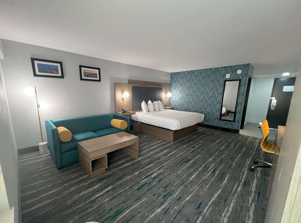 Best Western Plus Mobile Inn And Suites Habitación foto