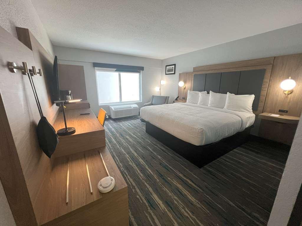 Best Western Plus Mobile Inn And Suites Habitación foto