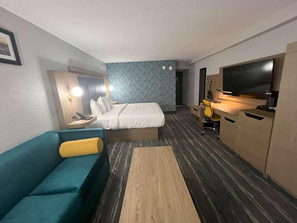 Best Western Plus Mobile Inn And Suites Habitación foto