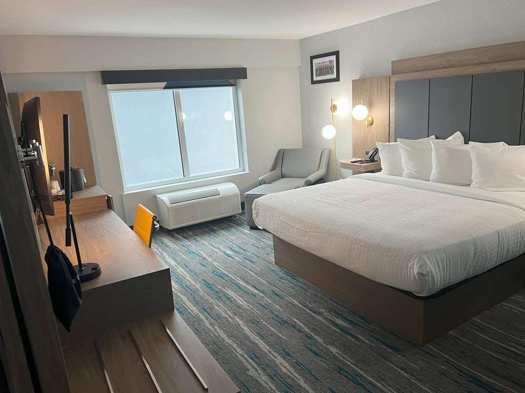 Best Western Plus Mobile Inn And Suites Habitación foto