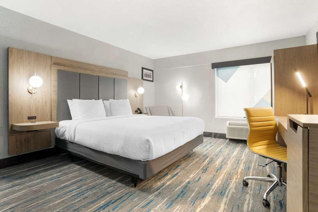 Best Western Plus Mobile Inn And Suites Habitación foto